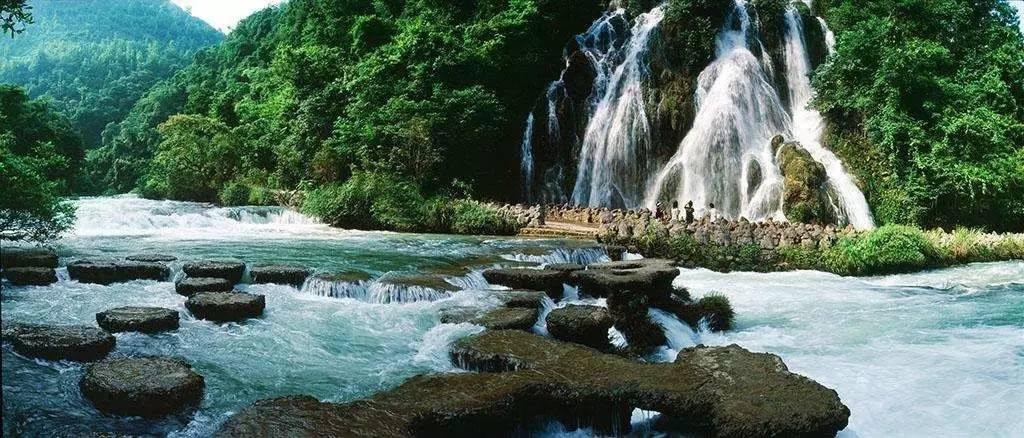 树牢“永远在路上”理念,时刻保持“赶考清醒”